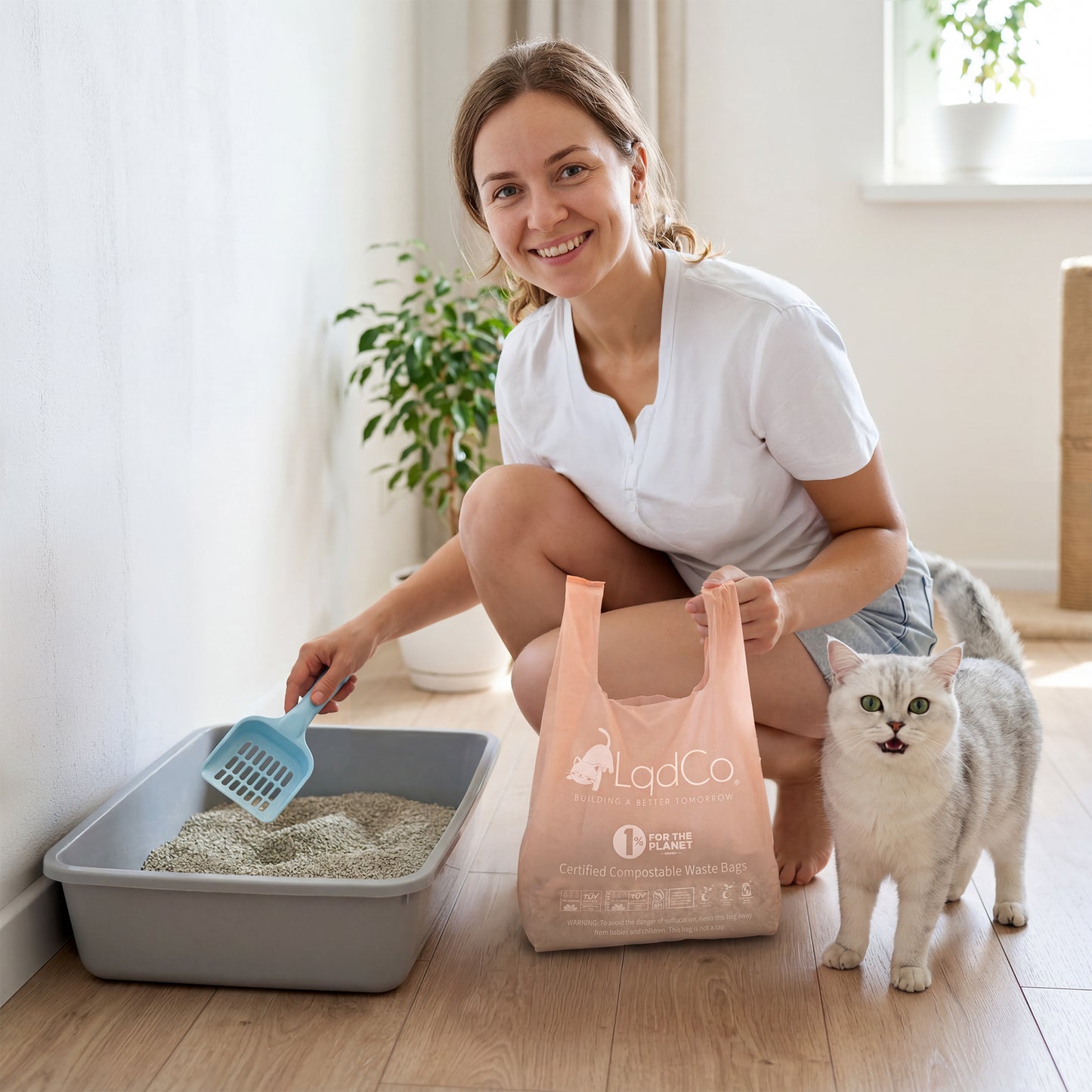 Bio-based cat litter waste bags are thicker and stronger — perfect for heavy waste. The XL size fits even the largest litter boxes, and the built-in handles make tying and carrying mess-free. Plus, the gentle lavender scent helps keep odors at bay.